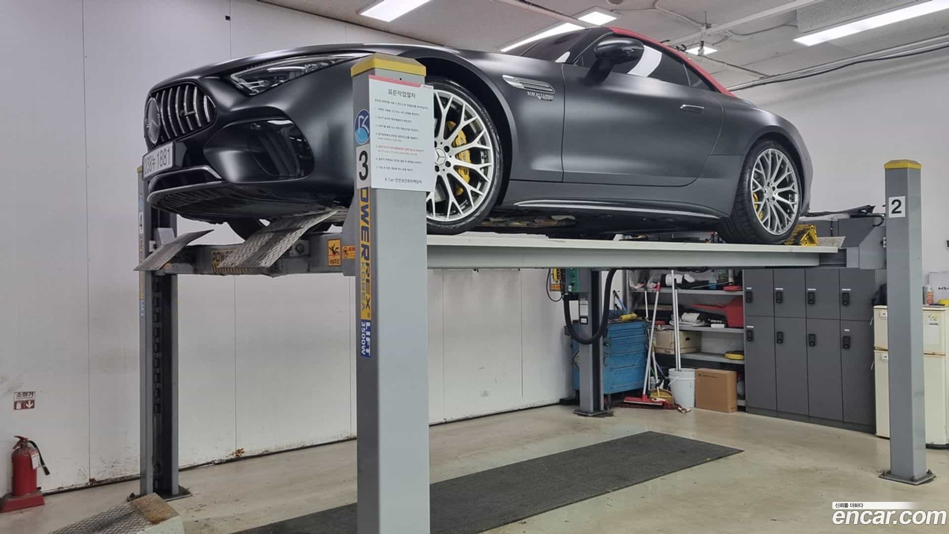 SL-Class Mercedes-Benz 2024.3-OPTION-024