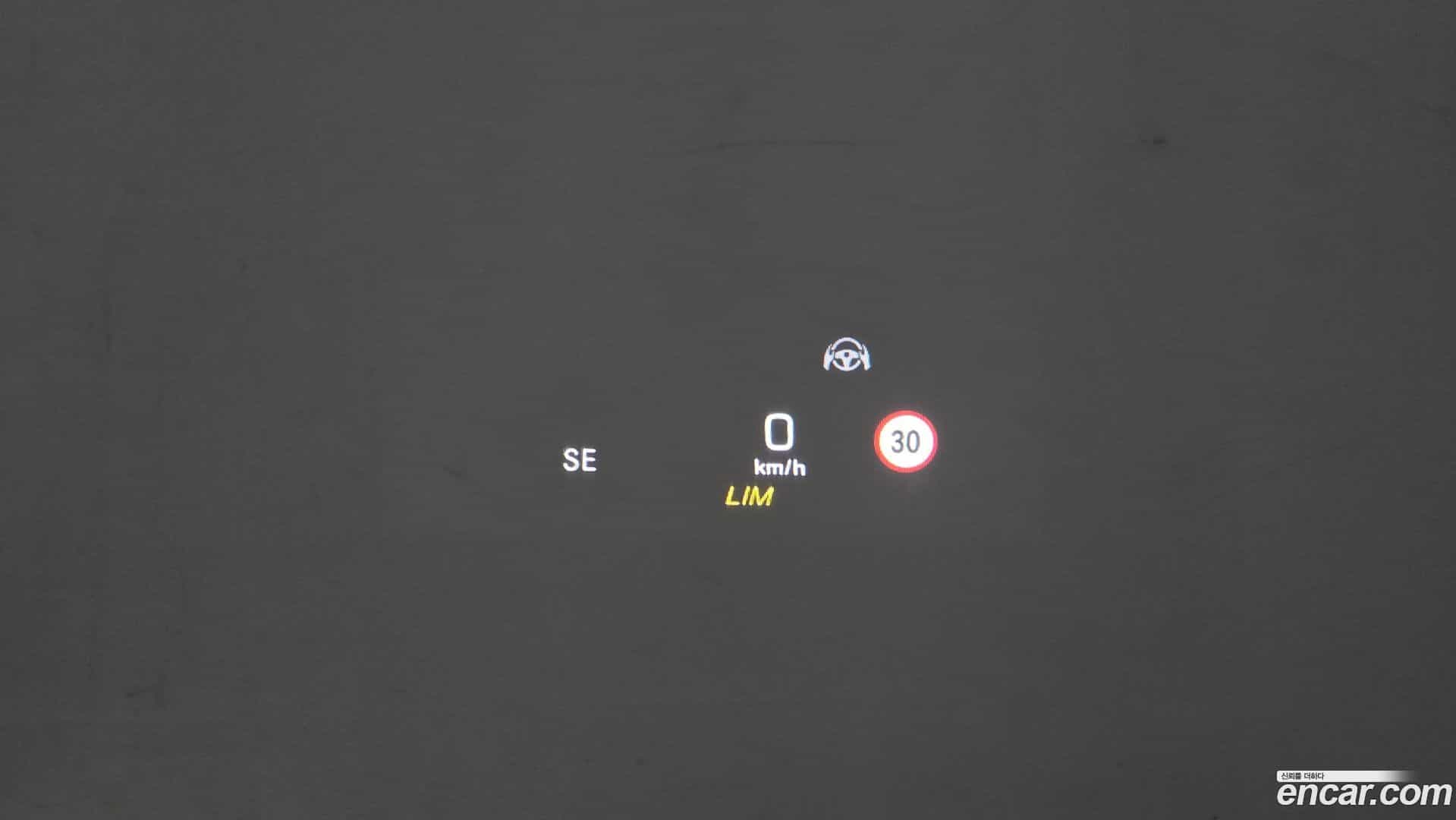 GLC-Class Mercedes-Benz 2021.1-OPTION-021