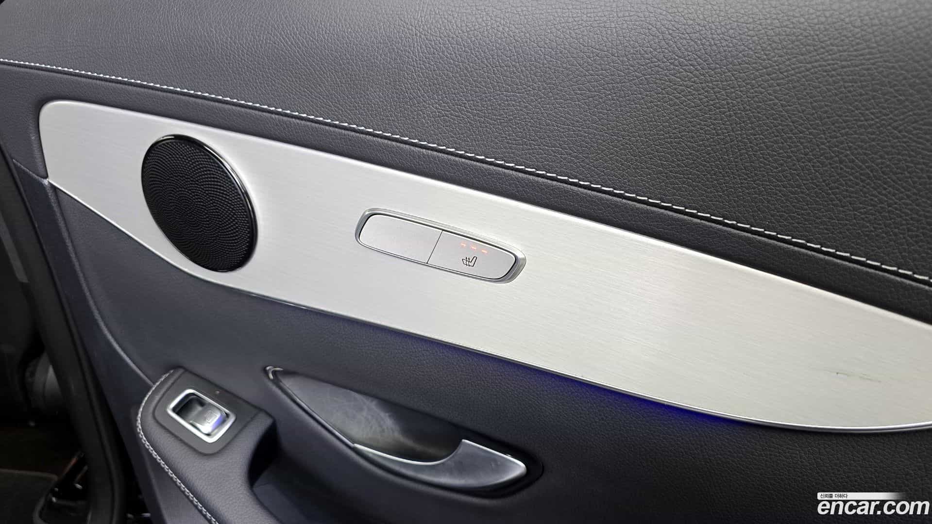 GLC-Class Mercedes-Benz 2021.1-OPTION-023