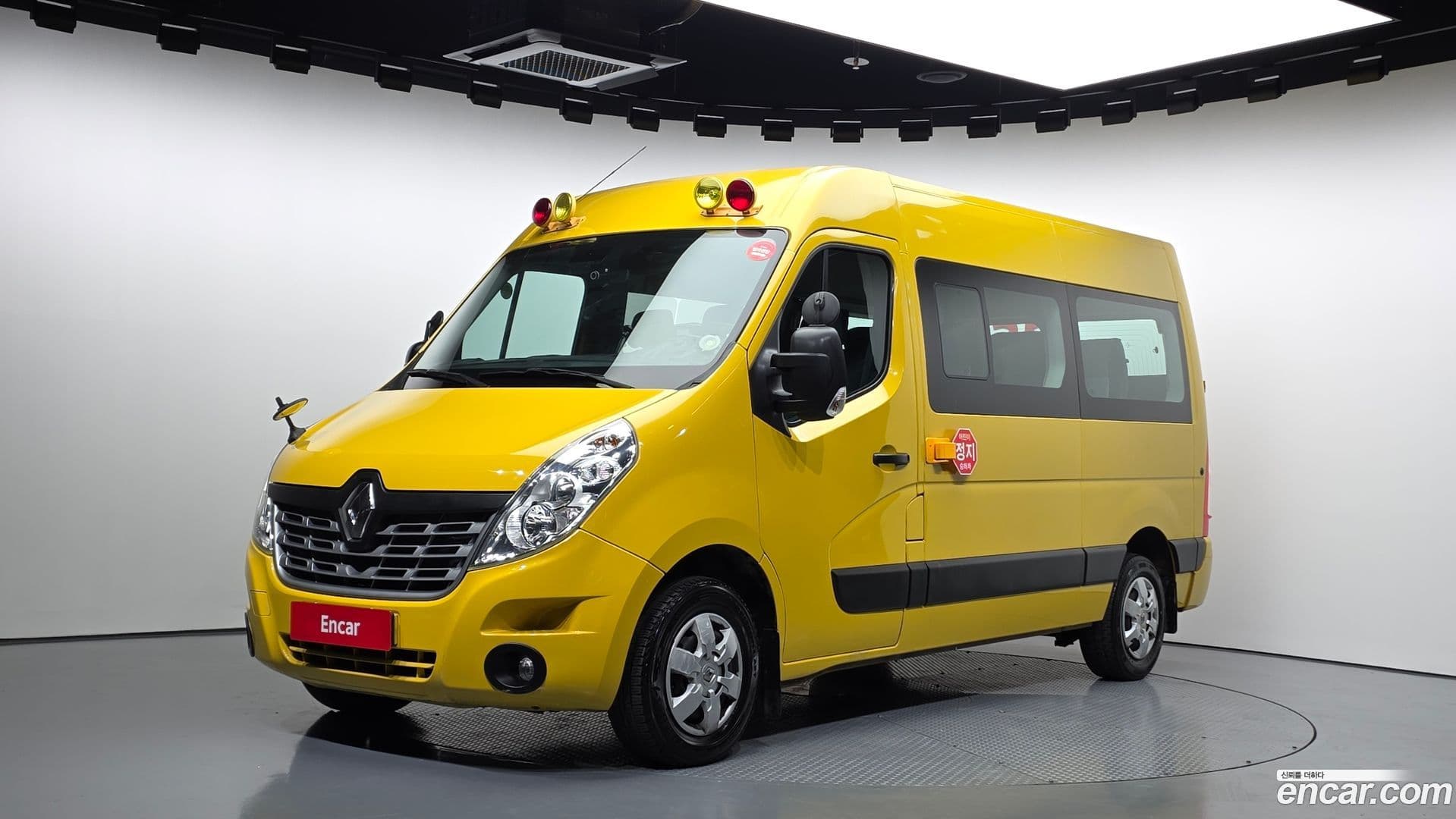 Main__Slider__Photo:Master Renault-KoreaSamsung 2019.8-0