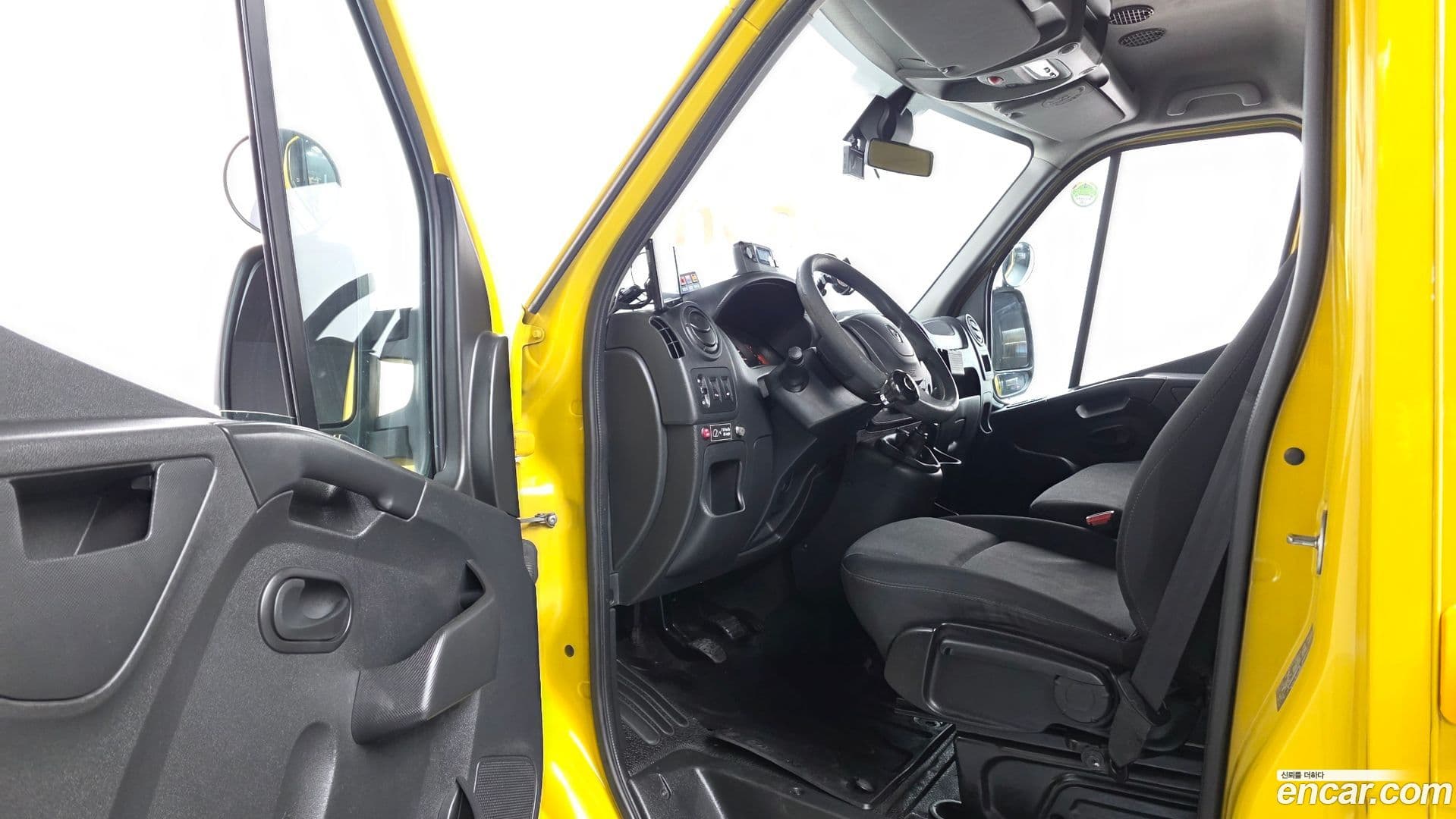 Main__Slider__Photo:Master Renault-KoreaSamsung 2019.8-9