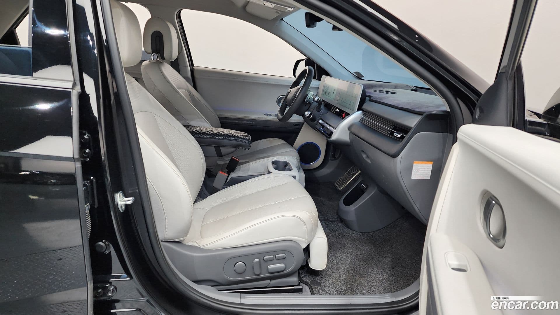 Main__Slider__Photo:Ioniq5 Hyundai 2021.11-10