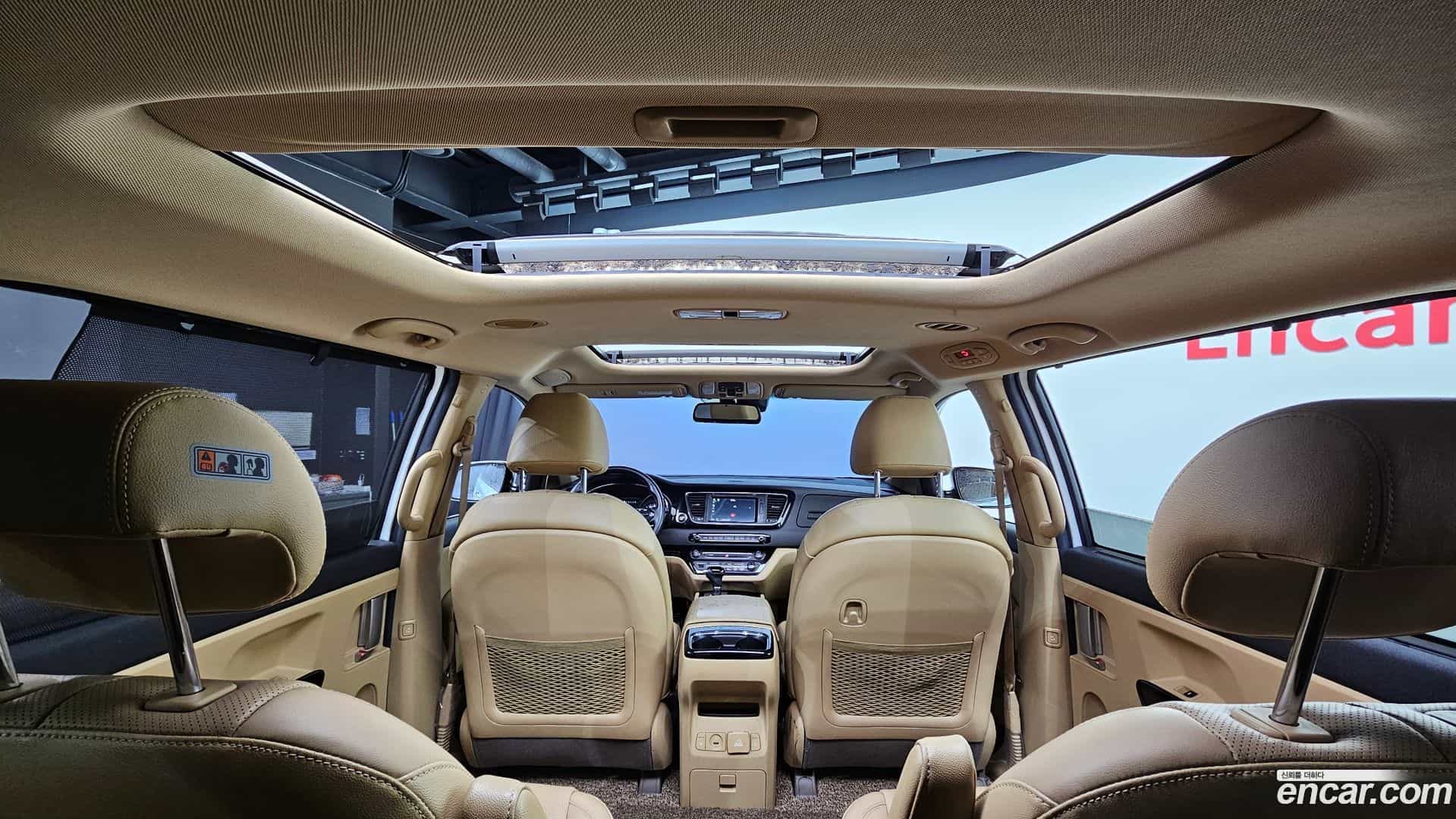 Canival Kia 2016.3-OPTION-023