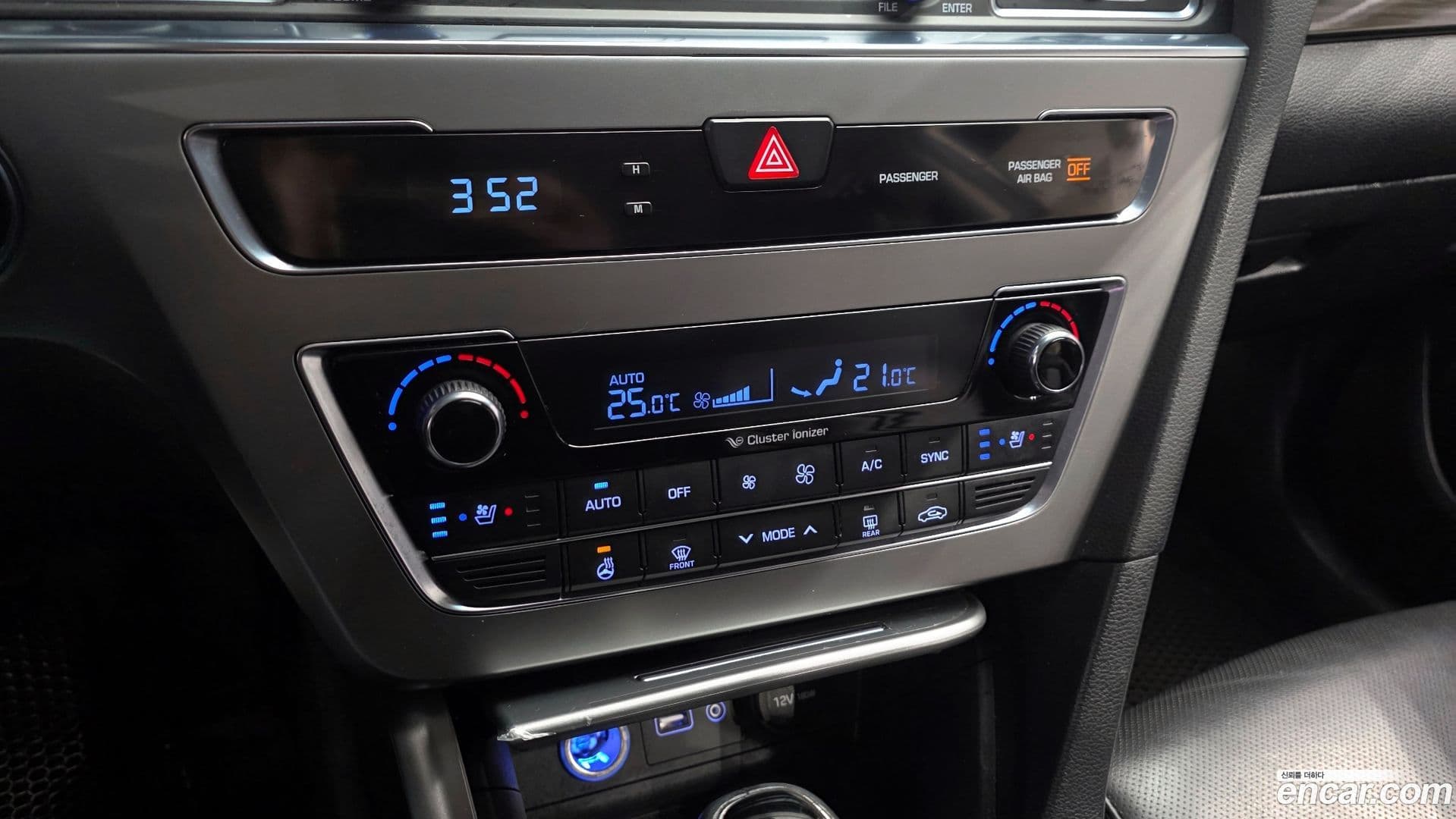 Main__Slider__Photo:Sonata Hyundai 2015.11-14