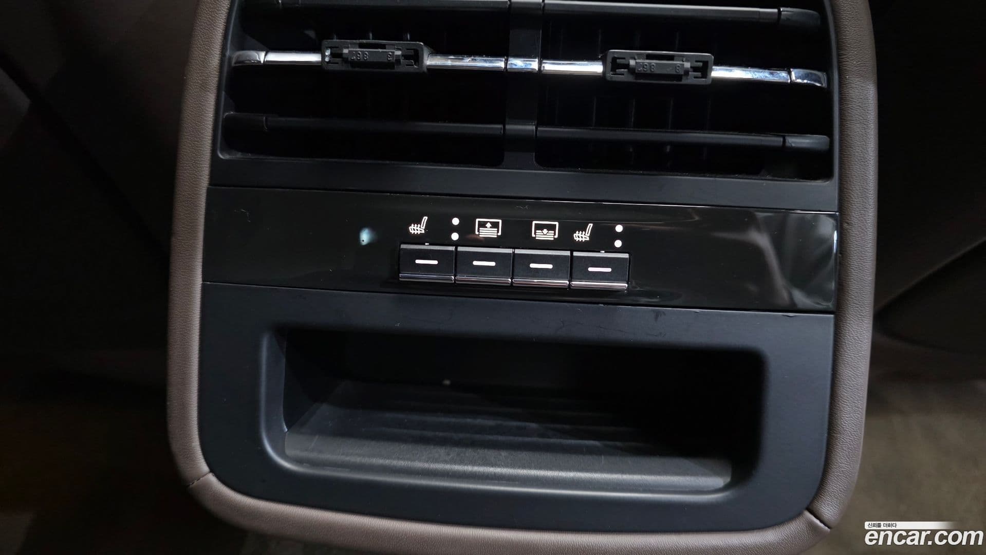 Main__Slider__Photo:Quattroporte Maserati 2014.8-17