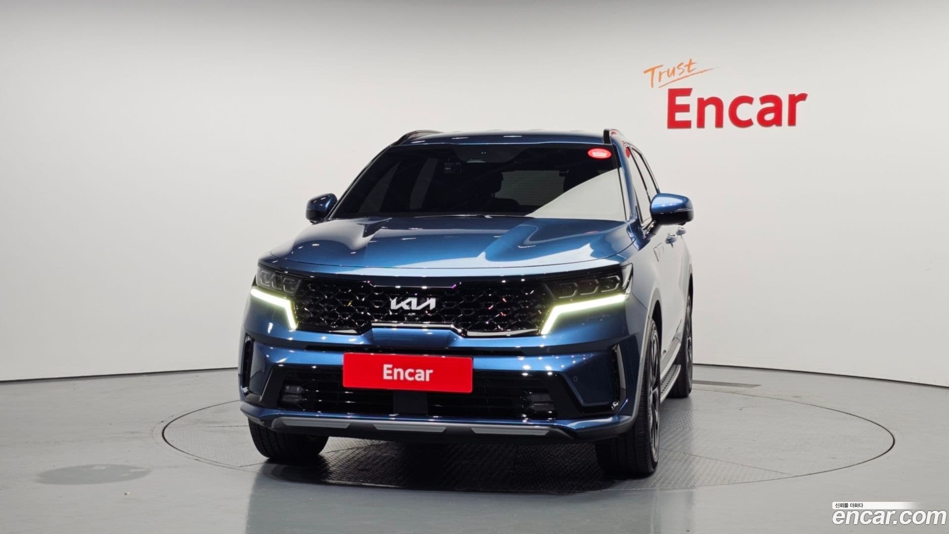 Main__Slider__Photo:Sorento Kia 2021.7-2