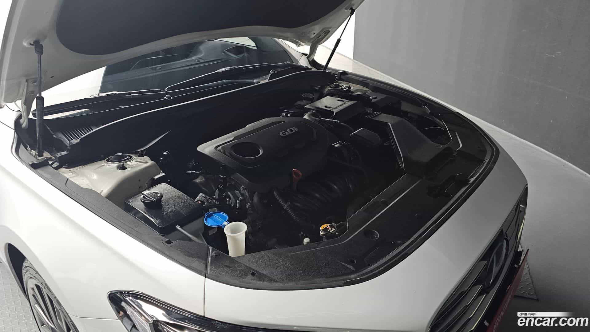 Grandeur Hyundai 2017.8-OUTER-006