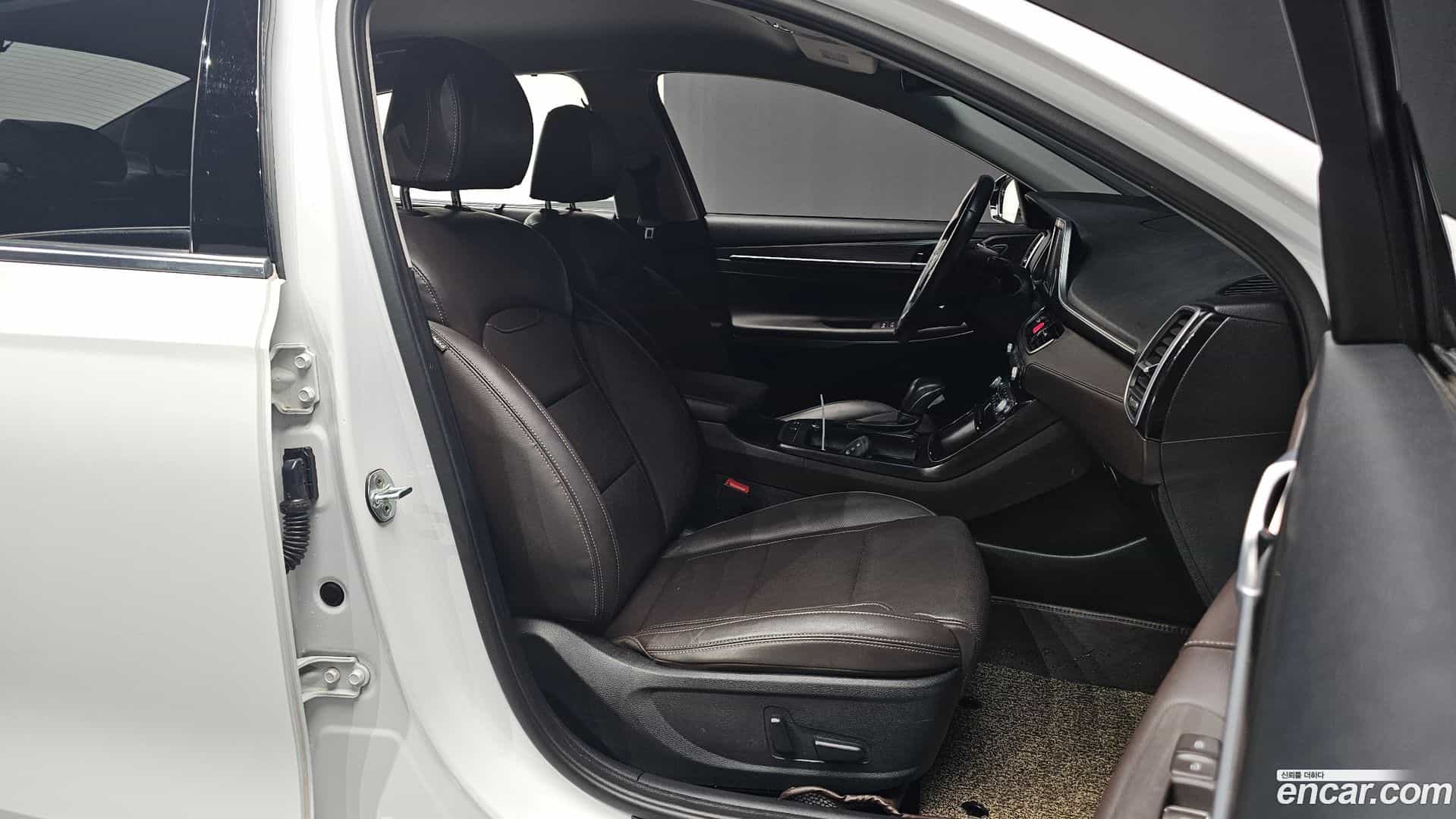 Grandeur Hyundai 2017.8-INNER-010