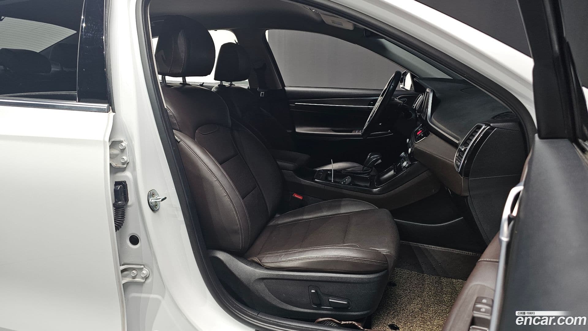 Main__Slider__Photo:Grandeur Hyundai 2017.8-9