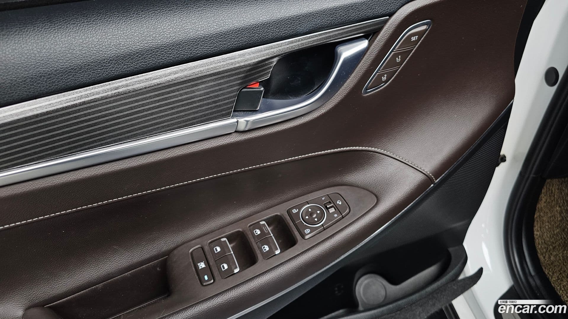 Main__Slider__Photo:Grandeur Hyundai 2017.8-16