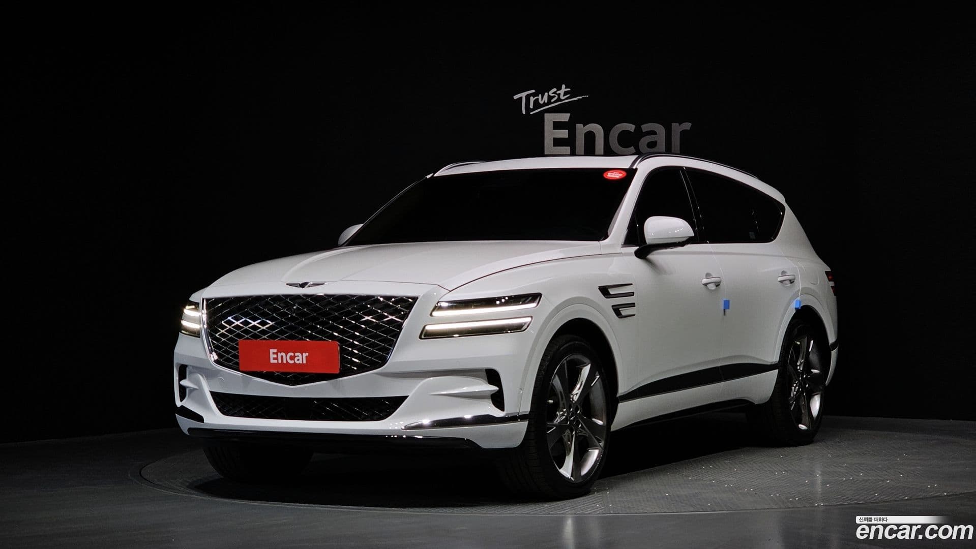 Main__Slider__Photo:GV80 Genesis 2021.4-0