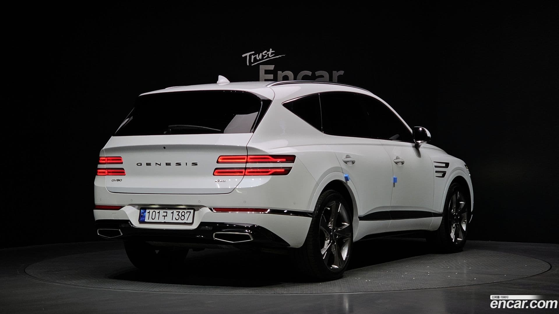 Main__Slider__Photo:GV80 Genesis 2021.4-1