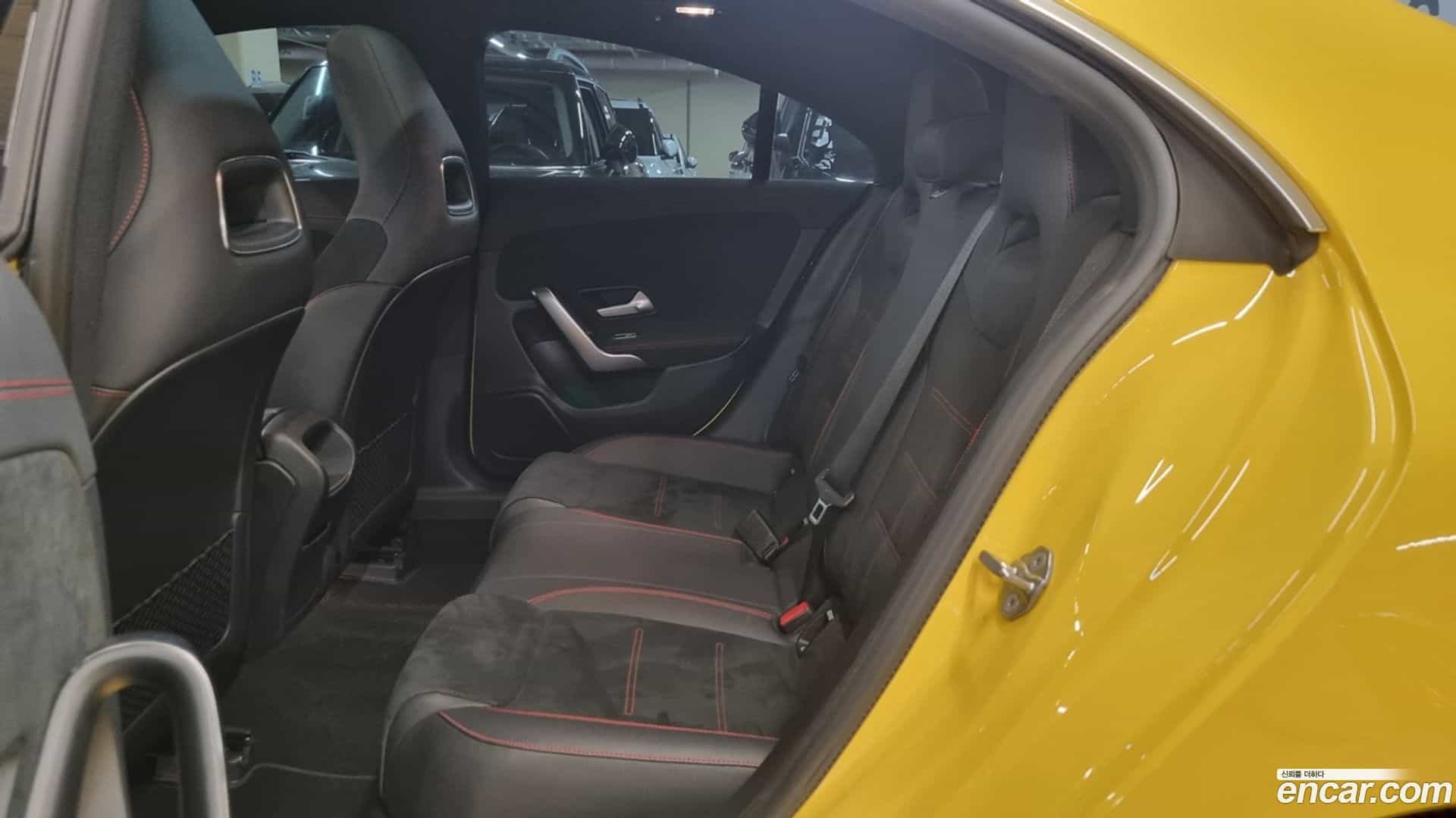 CLA-Class Mercedes-Benz 2020.4-OPTION-019