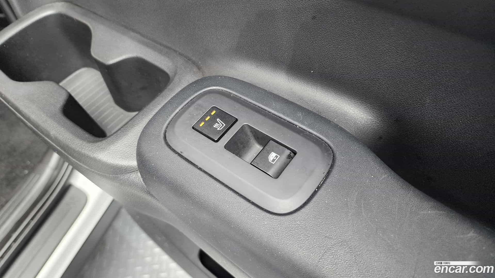 Santafe Hyundai 2024.1-OPTION-022