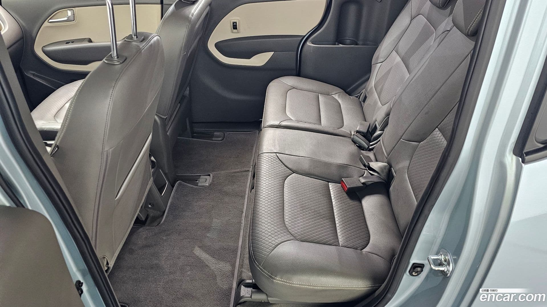 Main__Slider__Photo:RAY Kia 2012.0-10