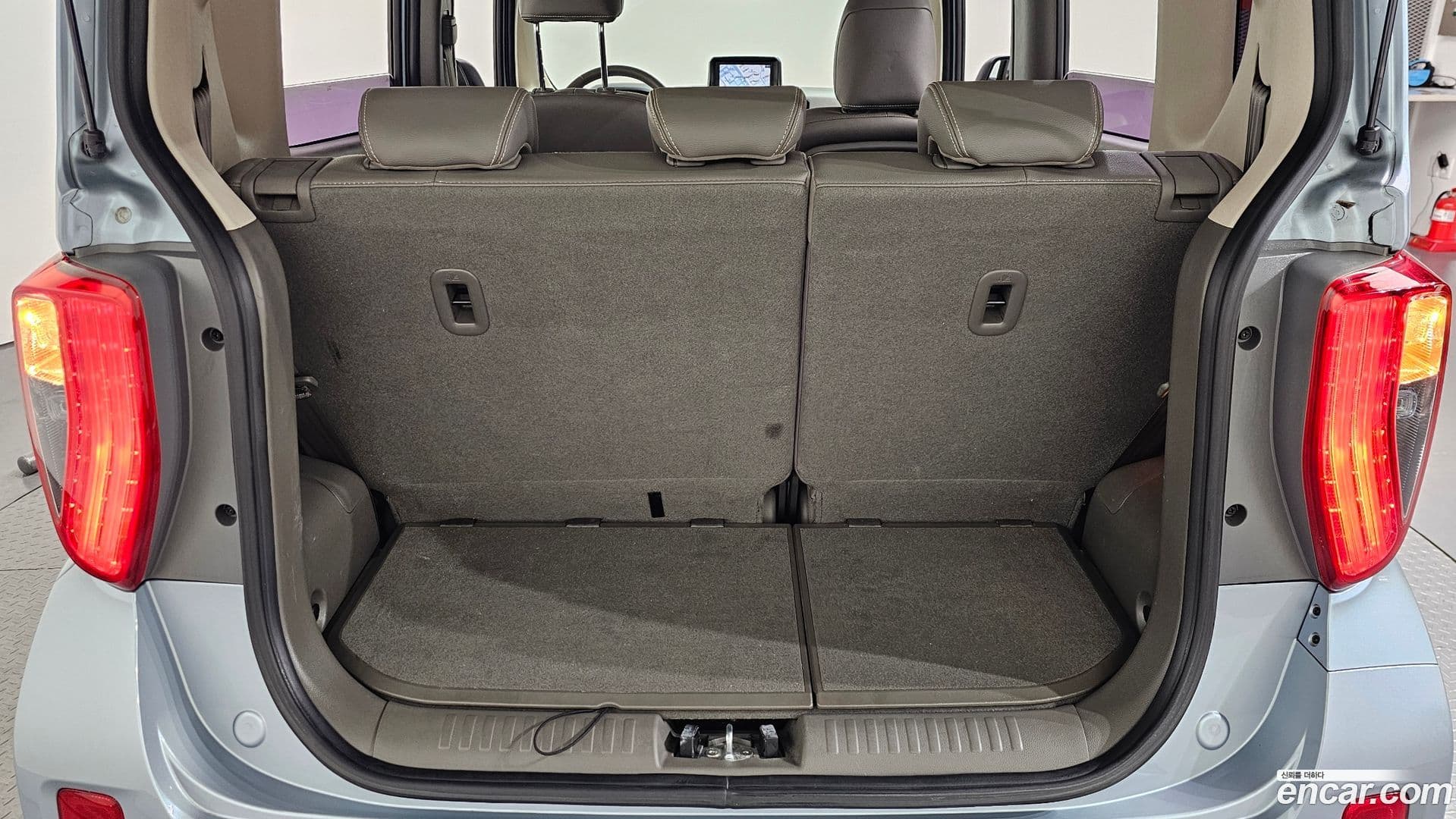 Main__Slider__Photo:RAY Kia 2012.0-19