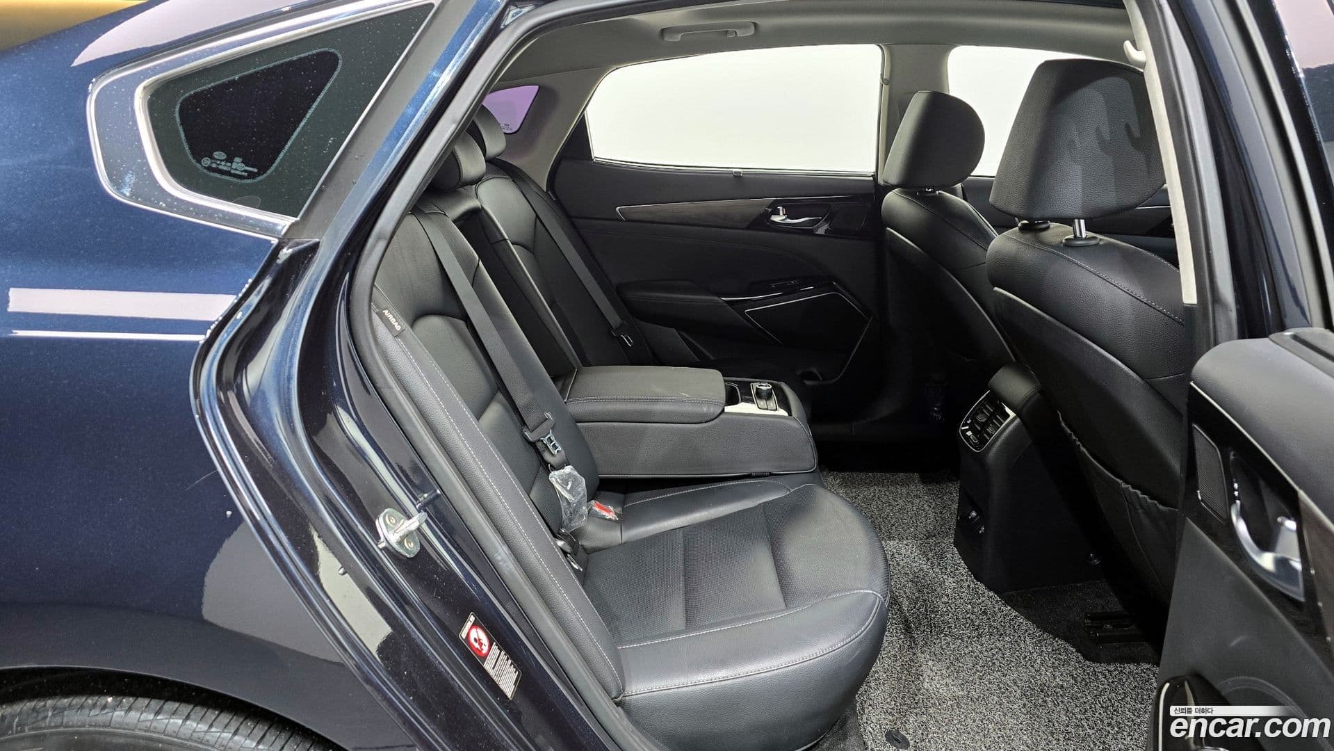 Main__Slider__Photo:K7 Kia 2019.8-11