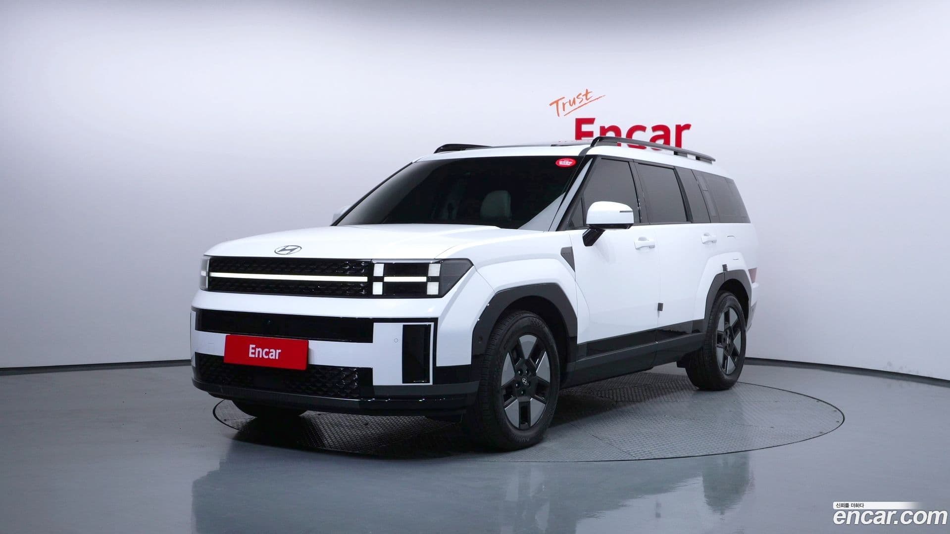 Main__Slider__Photo:Santafe Hyundai 2024.1-0