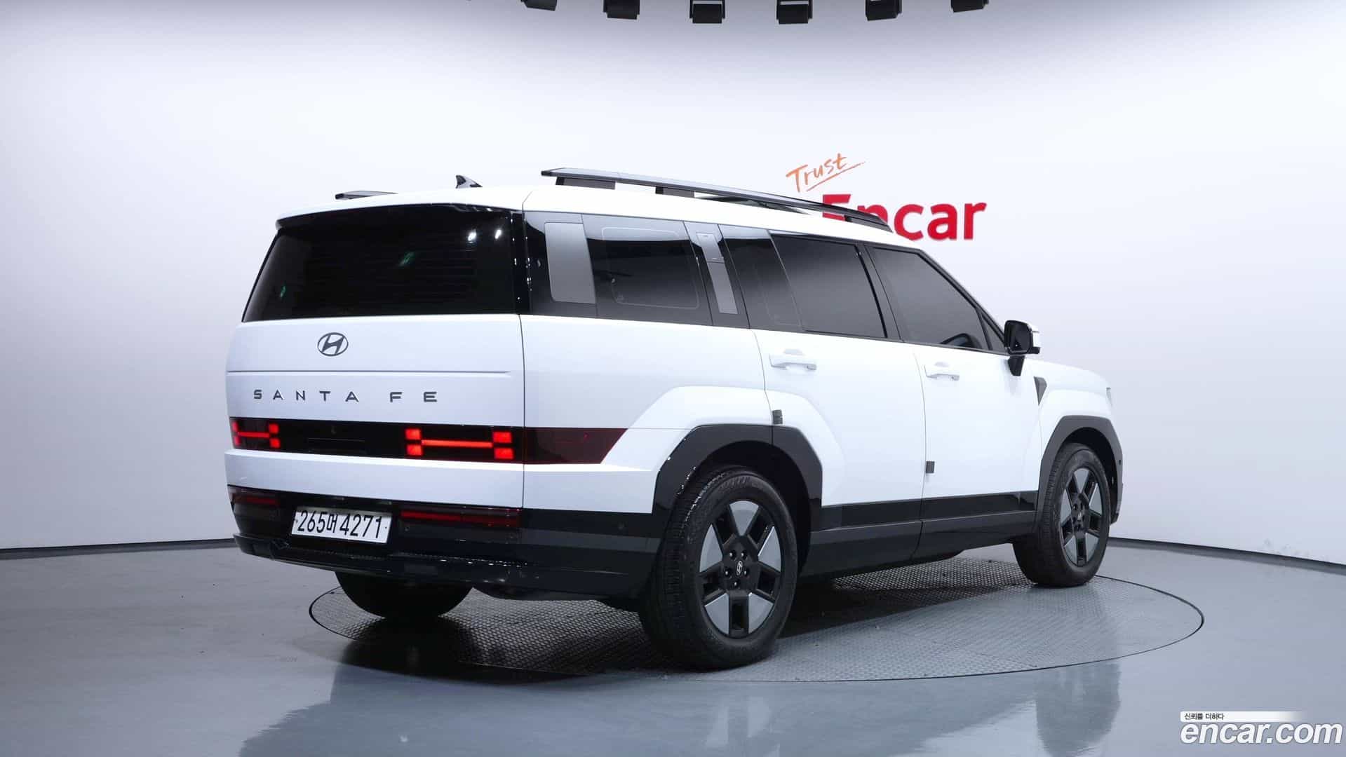 Santafe Hyundai 2024.1-OUTER-002