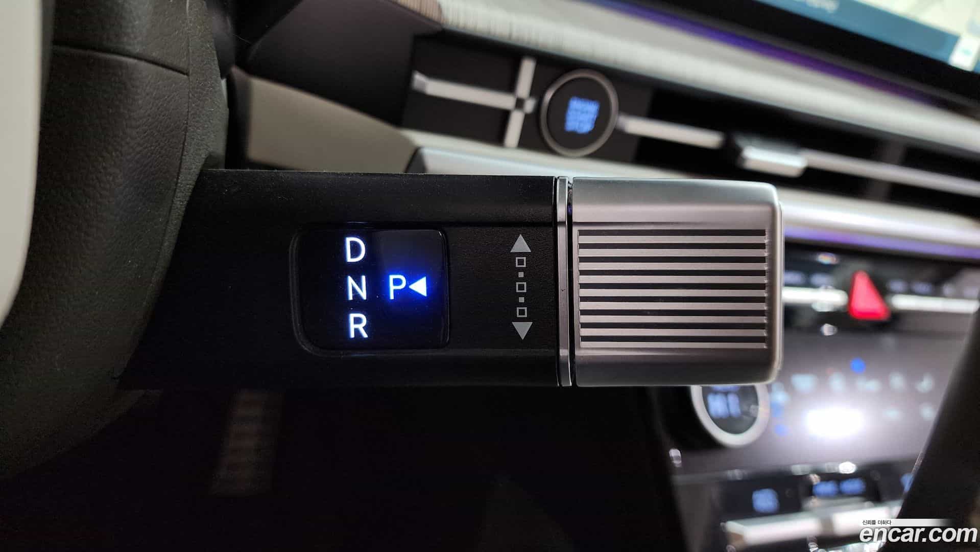 Santafe Hyundai 2024.1-INNER-009