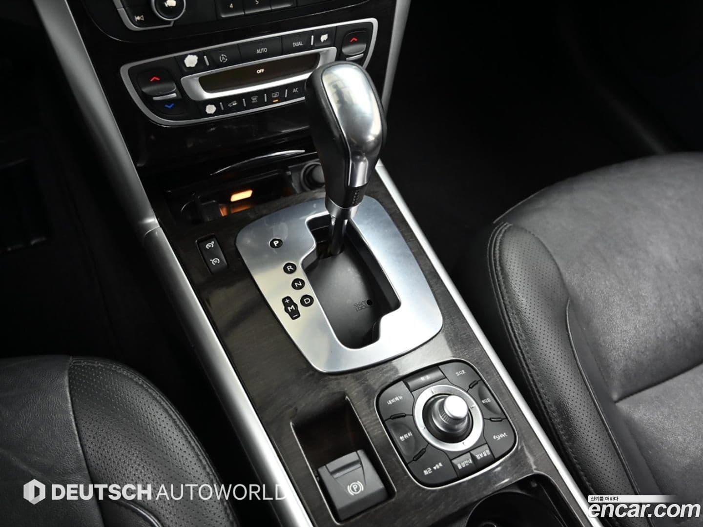 Main__Slider__Photo:SM5 Renault-KoreaSamsung 2013.0-8