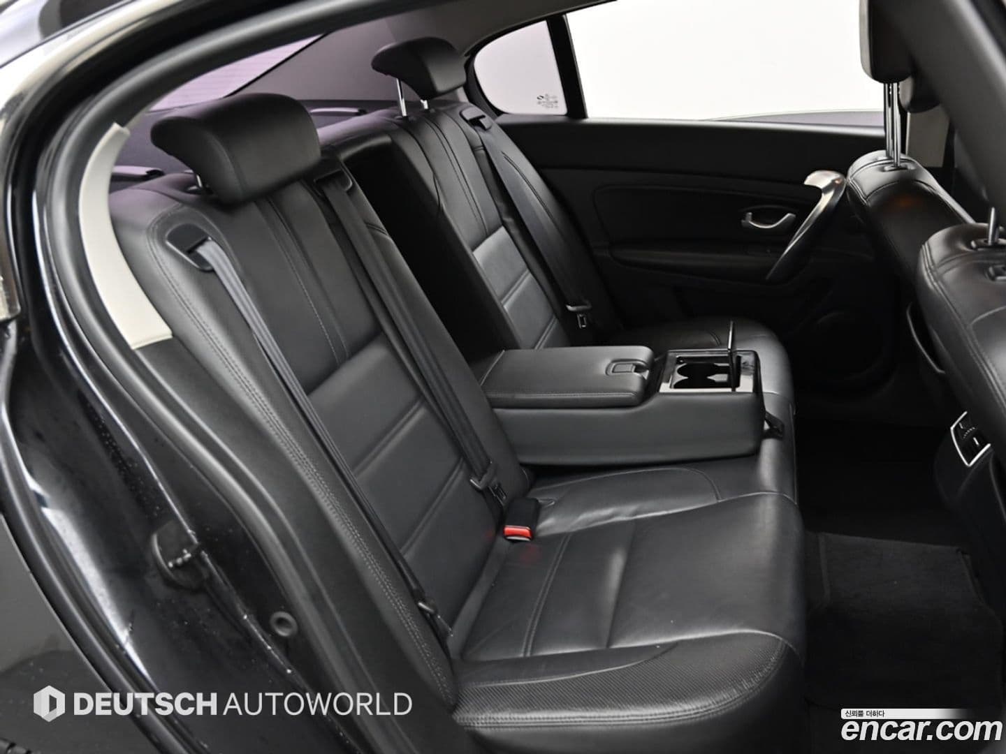 Main__Slider__Photo:SM5 Renault-KoreaSamsung 2013.0-11