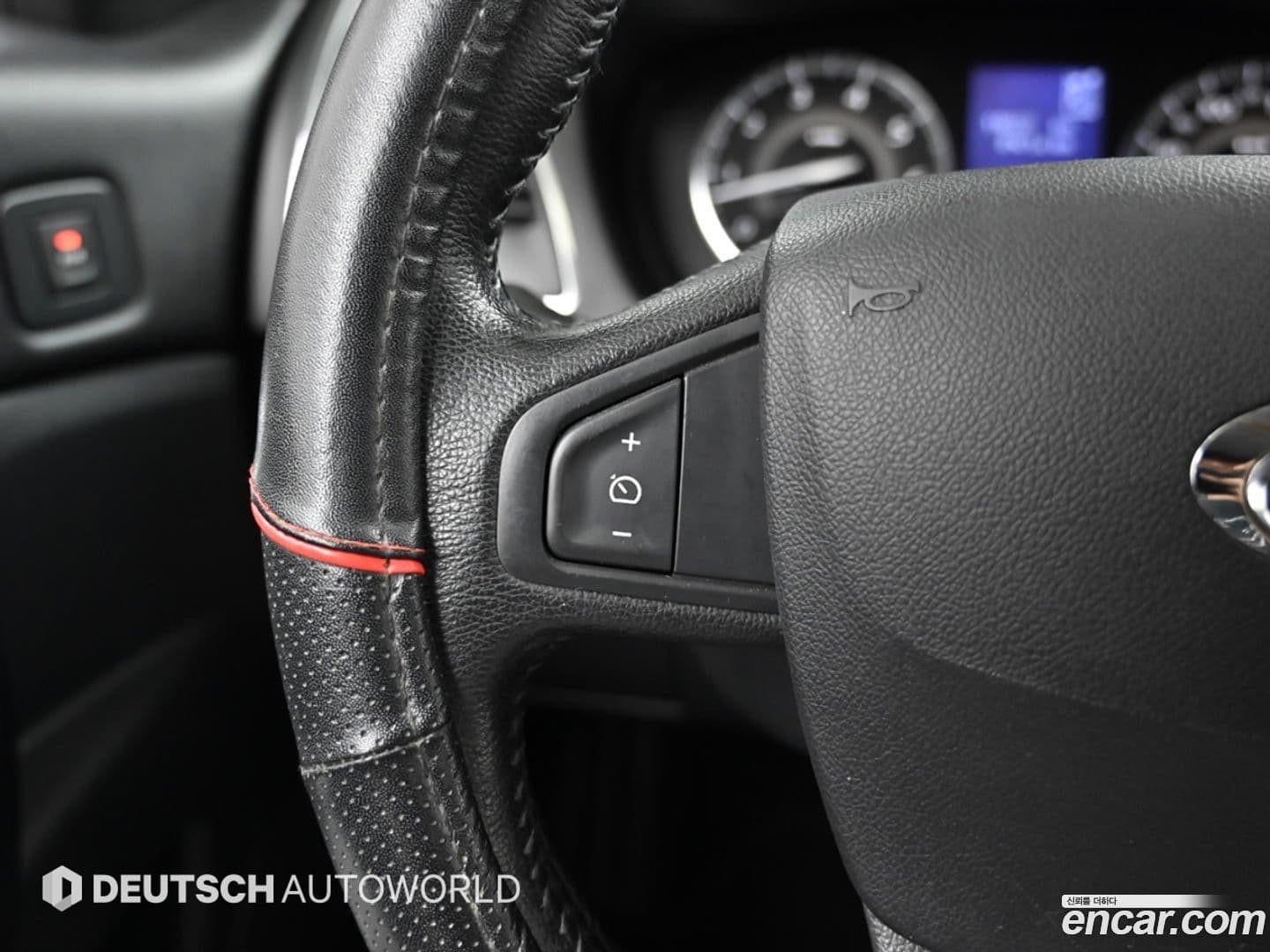 Main__Slider__Photo:SM5 Renault-KoreaSamsung 2013.0-16