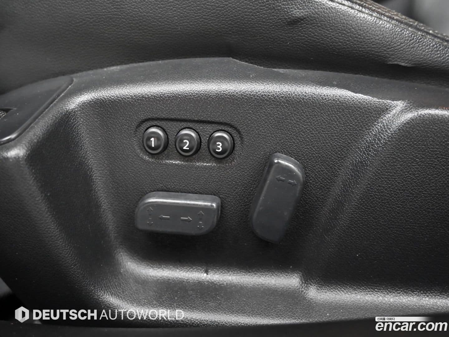 Main__Slider__Photo:SM5 Renault-KoreaSamsung 2013.0-17