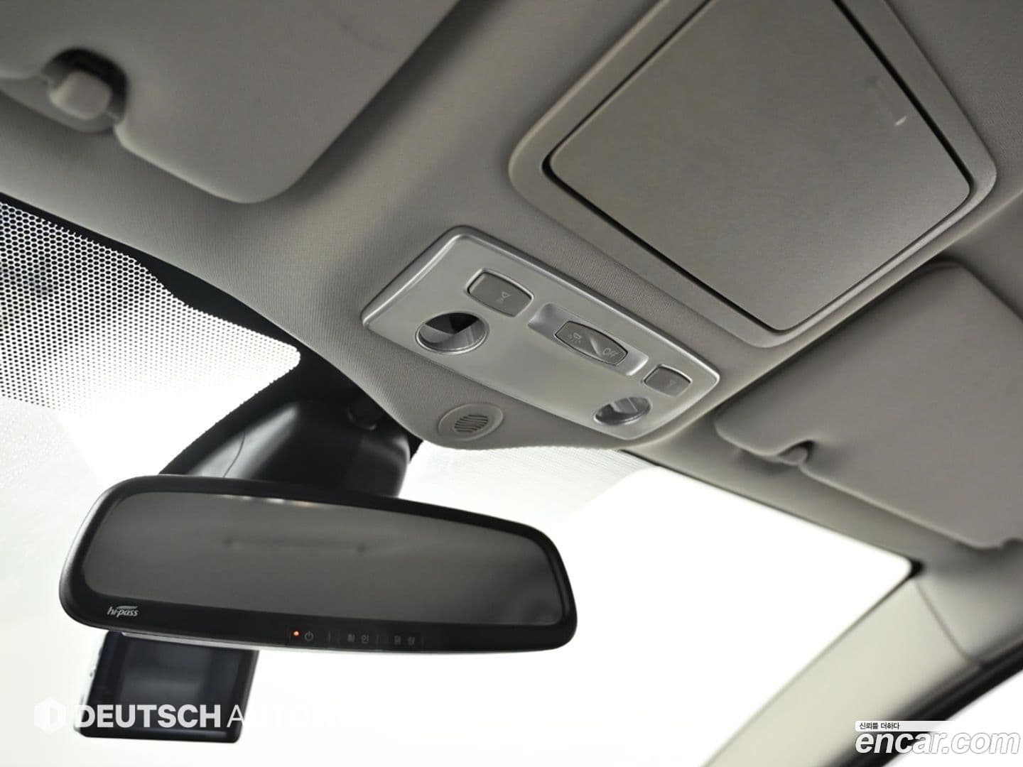 Main__Slider__Photo:SM5 Renault-KoreaSamsung 2013.0-18