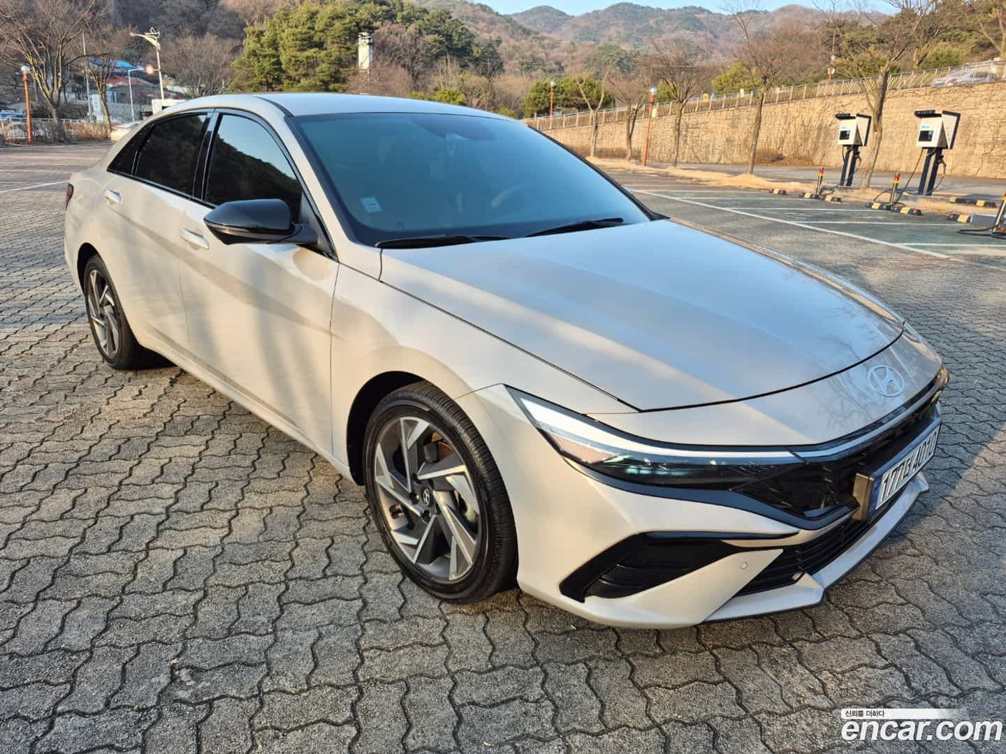 AVANTE Hyundai 2024.5-OUTER-001