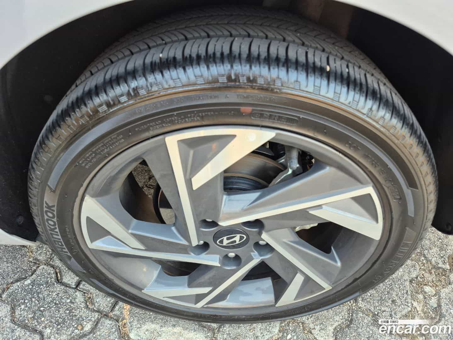 AVANTE Hyundai 2024.5-OUTER-006