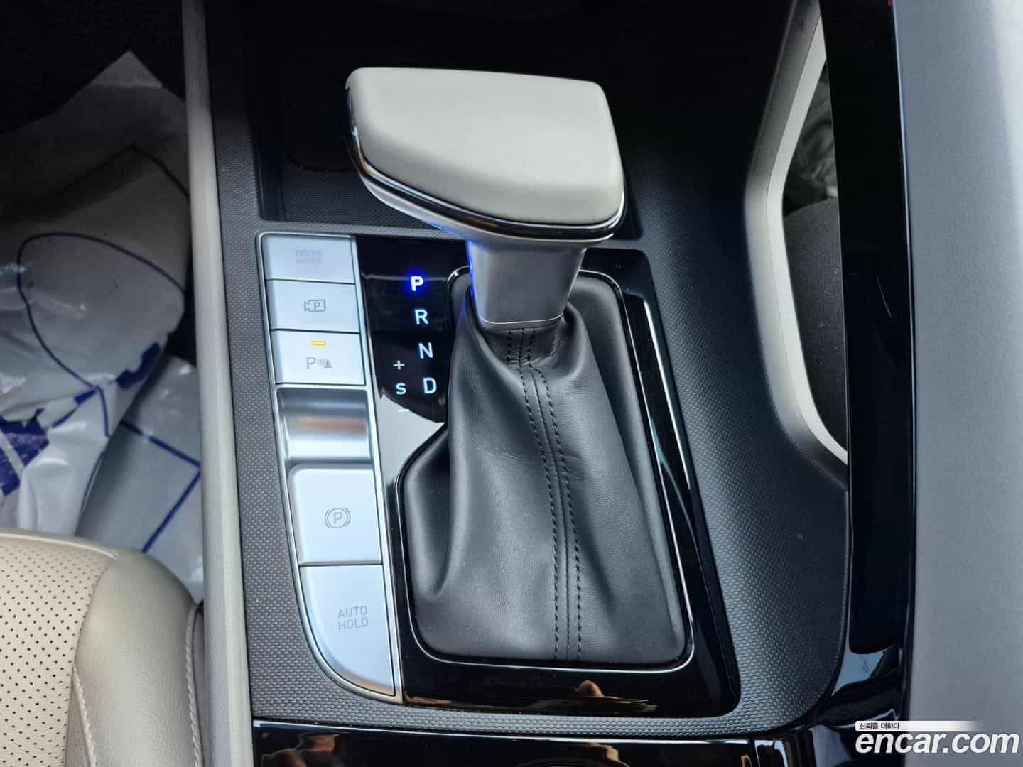 AVANTE Hyundai 2024.5-INNER-009