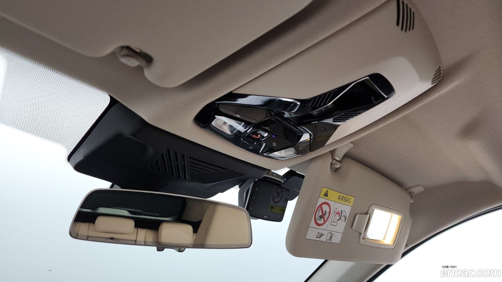 Main__Slider__Photo:X1 BMW 2024.2-17