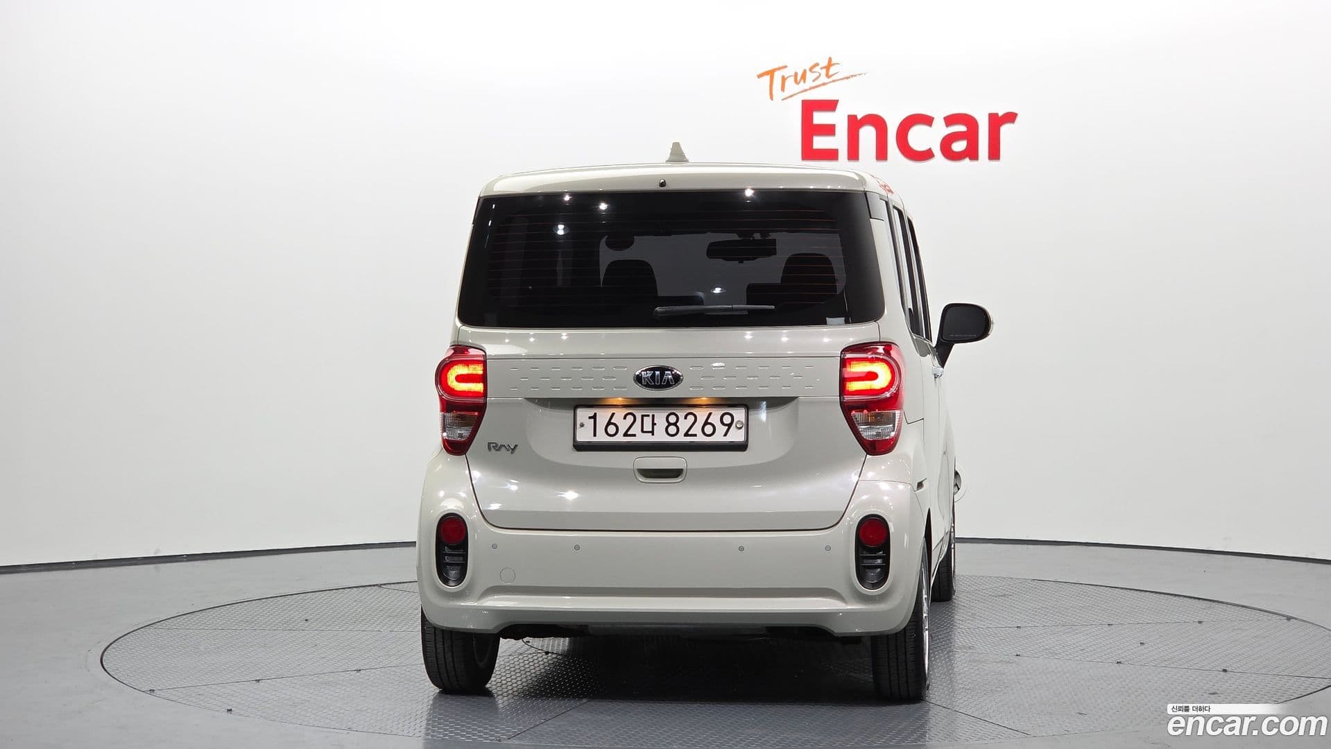 Main__Slider__Photo:RAY Kia 2020.3-3