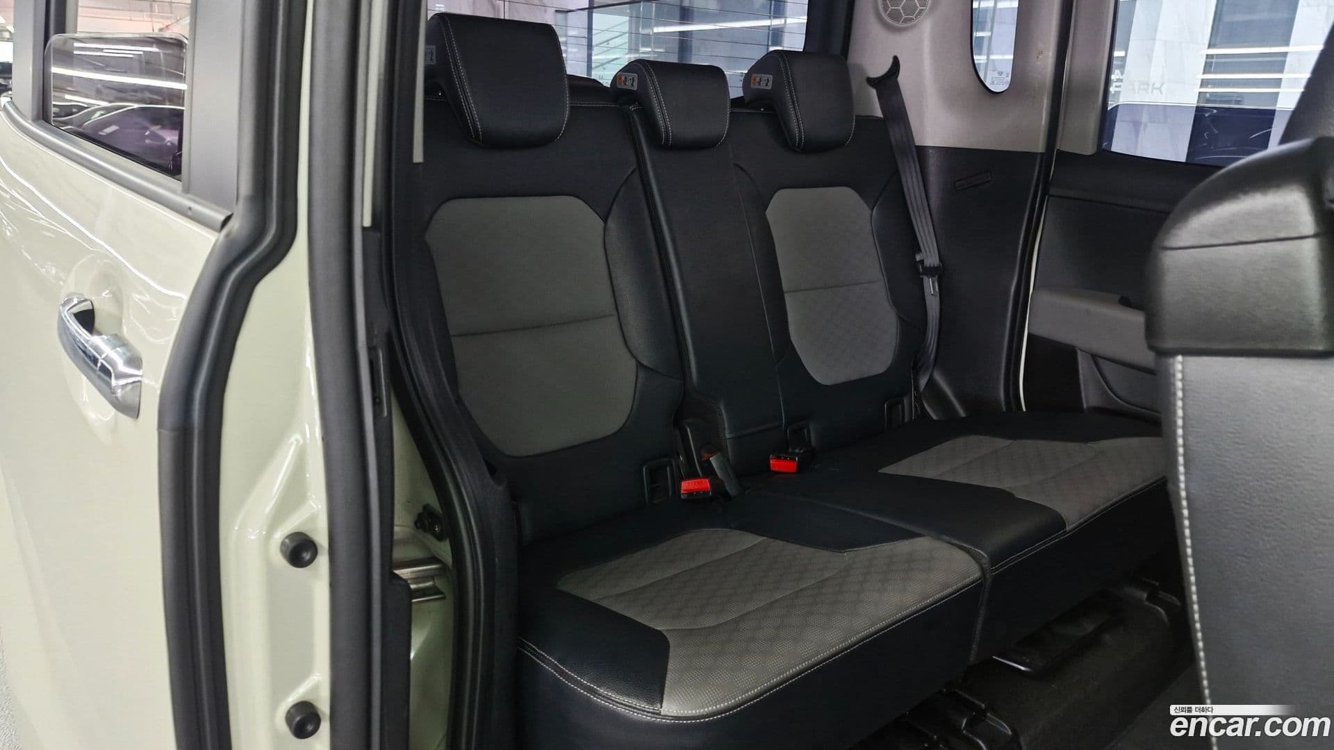 Main__Slider__Photo:RAY Kia 2020.3-11