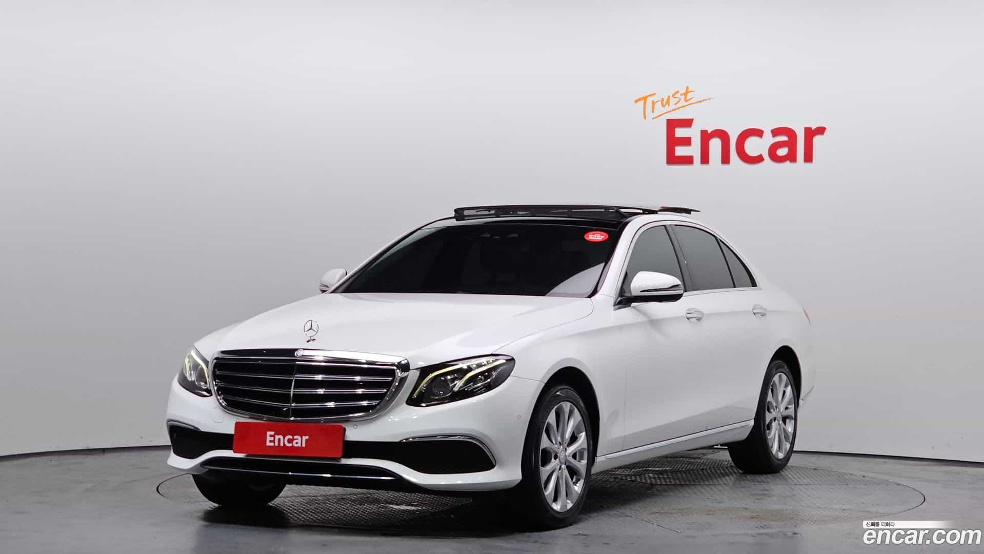 E-Class Mercedes-Benz 2017.2-OUTER-001