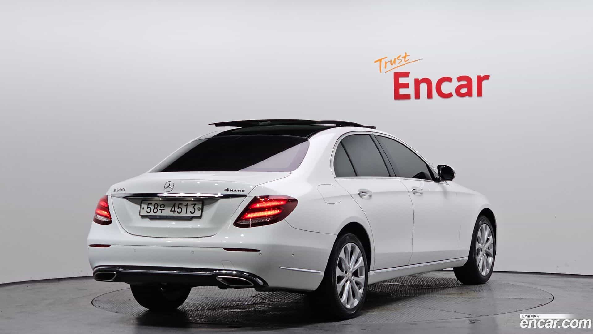E-Class Mercedes-Benz 2017.2-OUTER-002