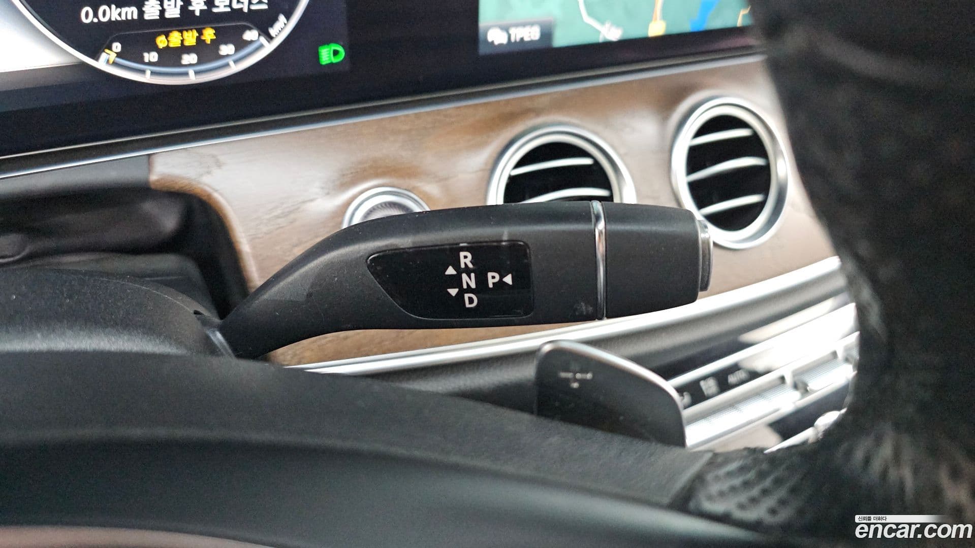 Main__Slider__Photo:E-Class Mercedes-Benz 2017.2-8