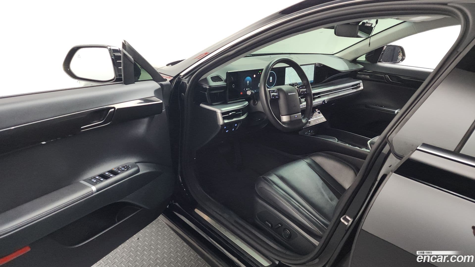 Main__Slider__Photo:Grandeur Hyundai 2023.5-9