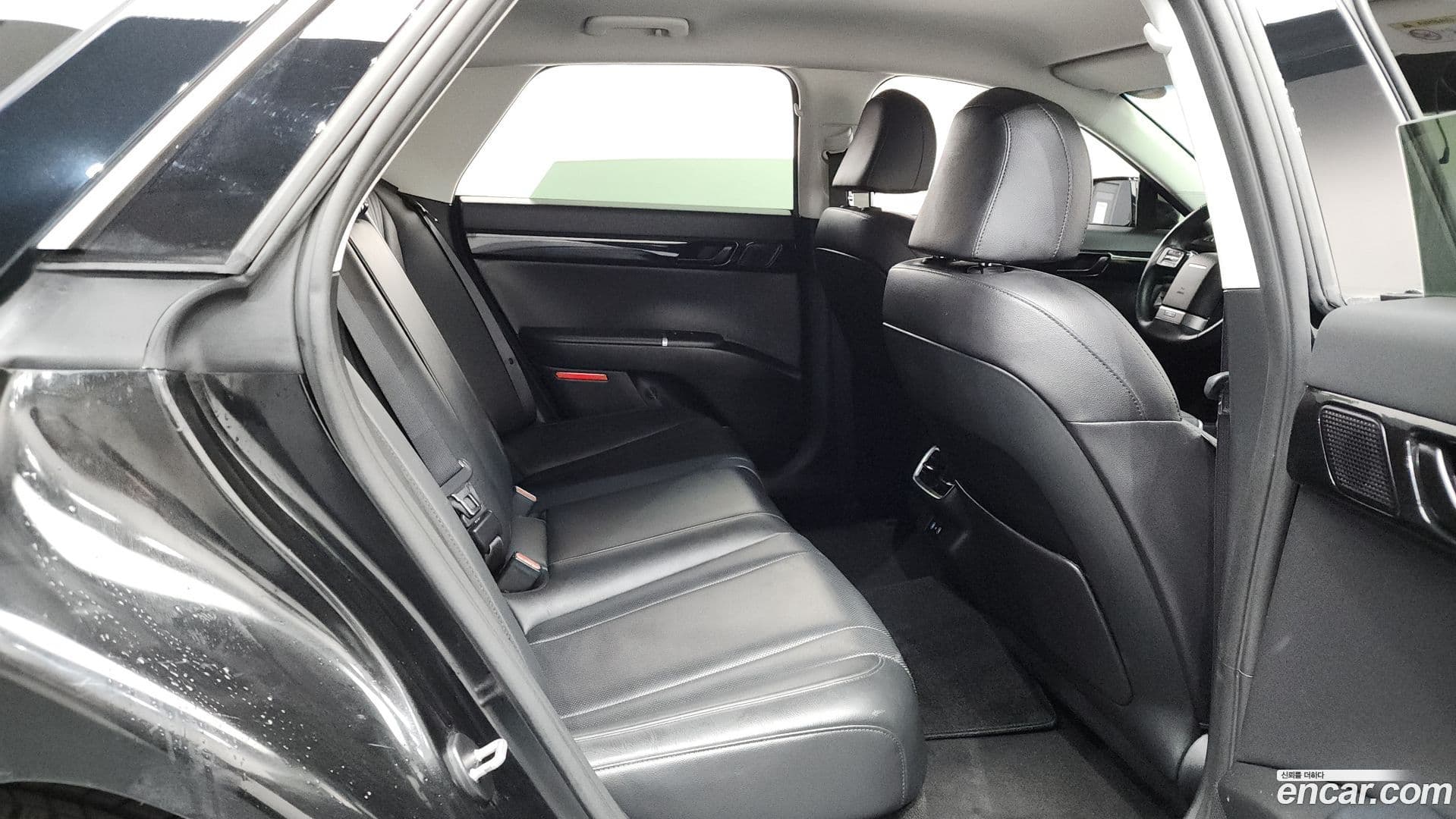 Main__Slider__Photo:Grandeur Hyundai 2023.5-11