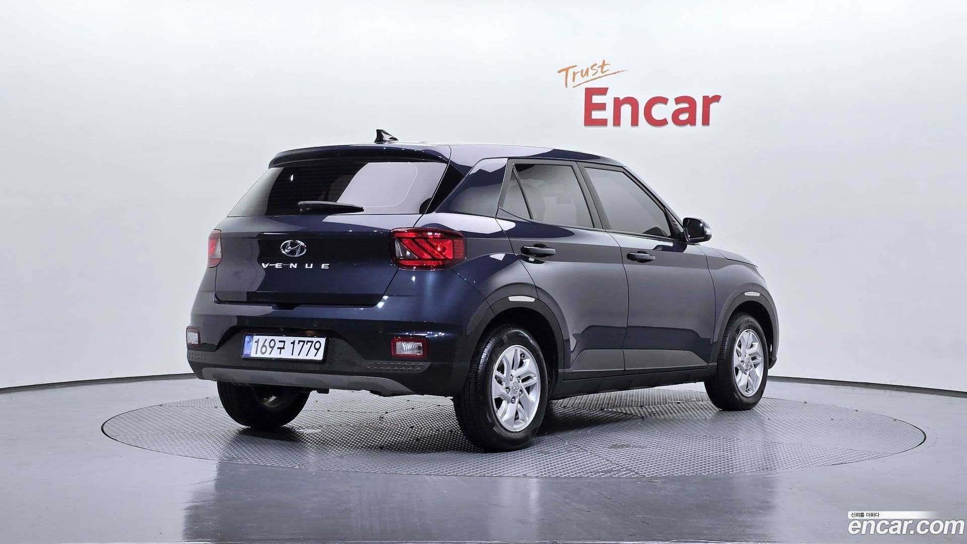 Main__Slider__Photo:Venue Hyundai 2020.2-1