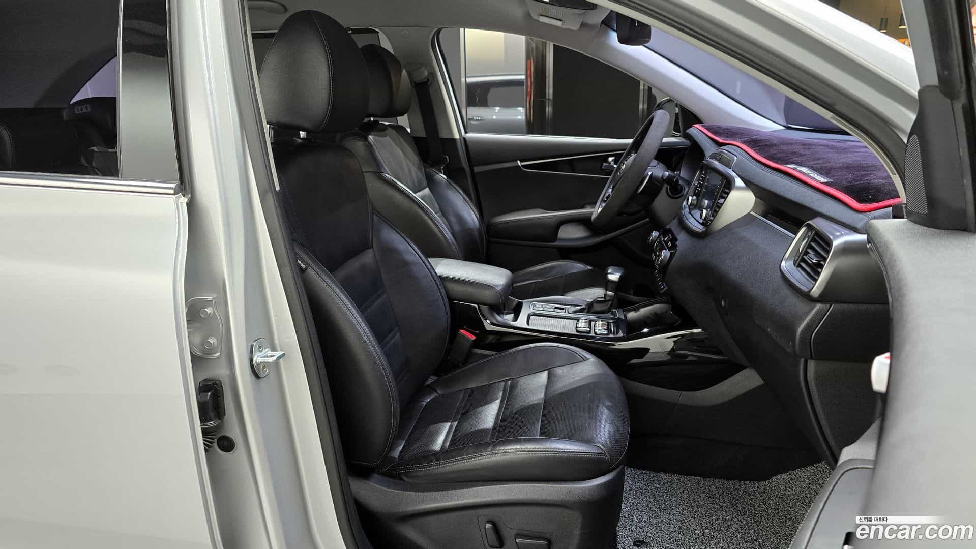 Sorento Kia 2018.0-INNER-010