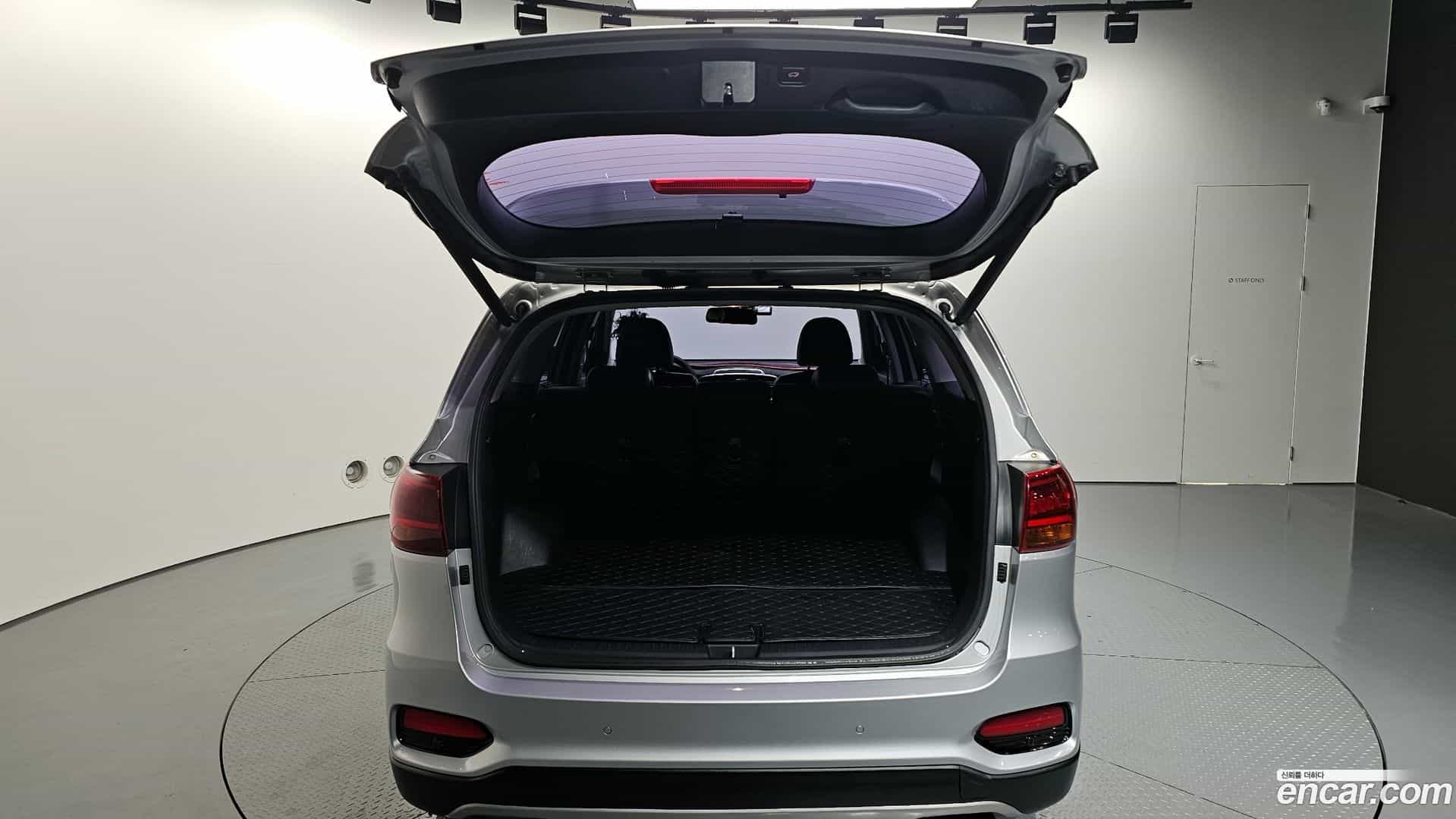 Sorento Kia 2018.0-OPTION-024