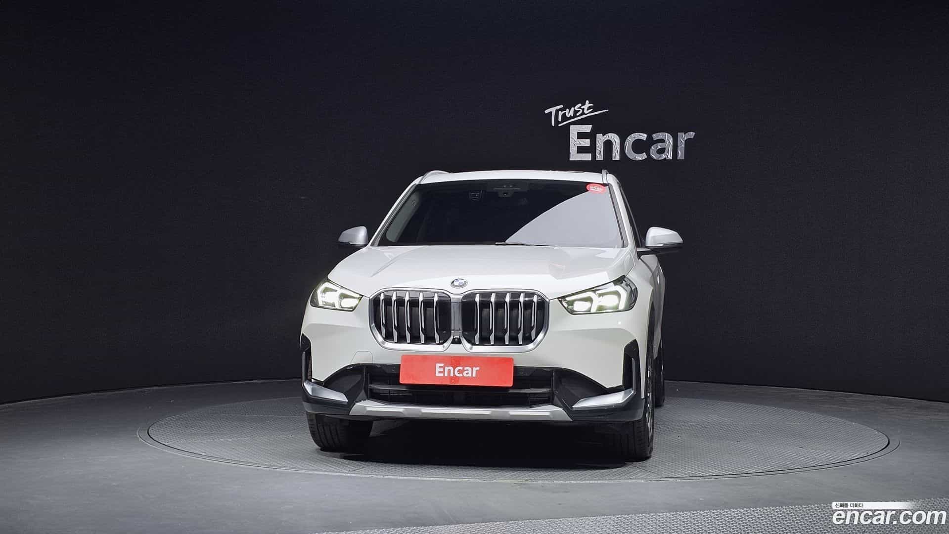 X1 BMW 2023.8-OUTER-003