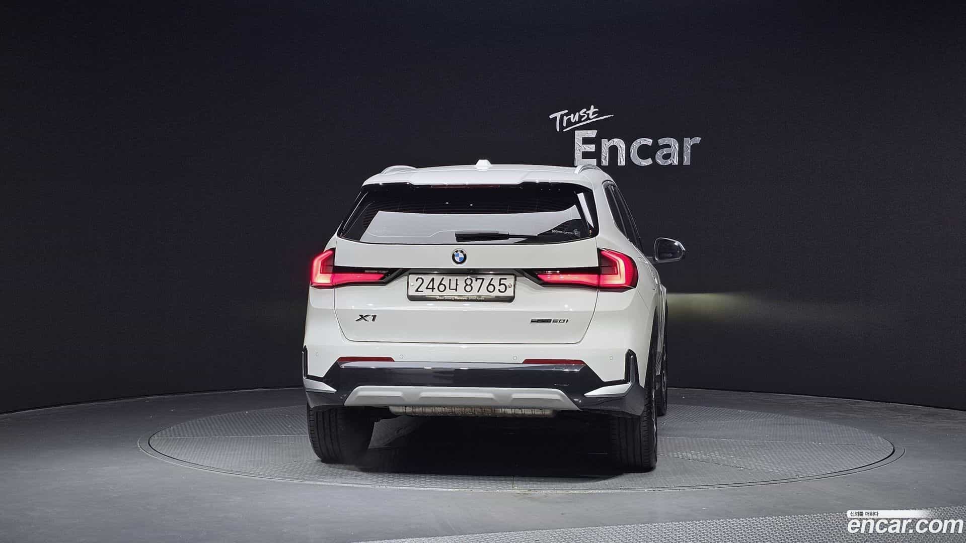 X1 BMW 2023.8-OUTER-004