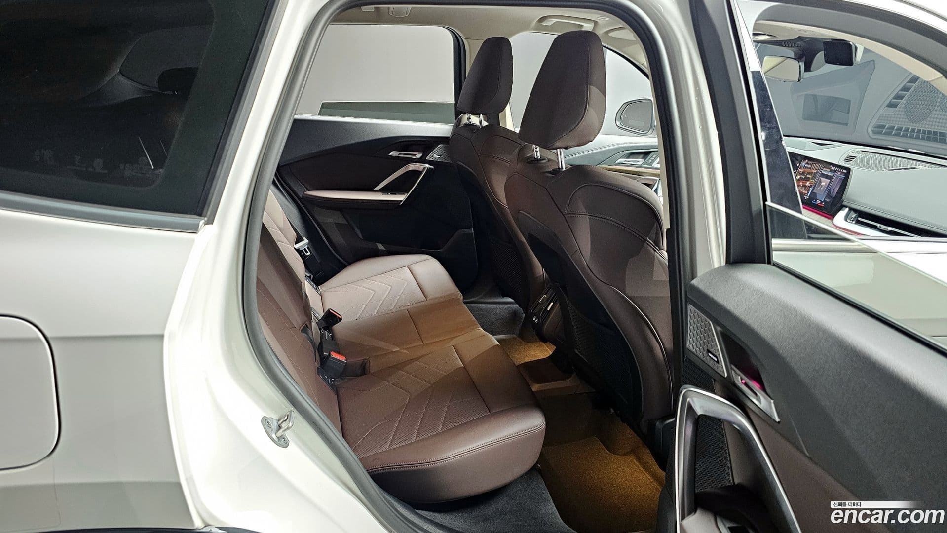 Main__Slider__Photo:X1 BMW 2023.8-11