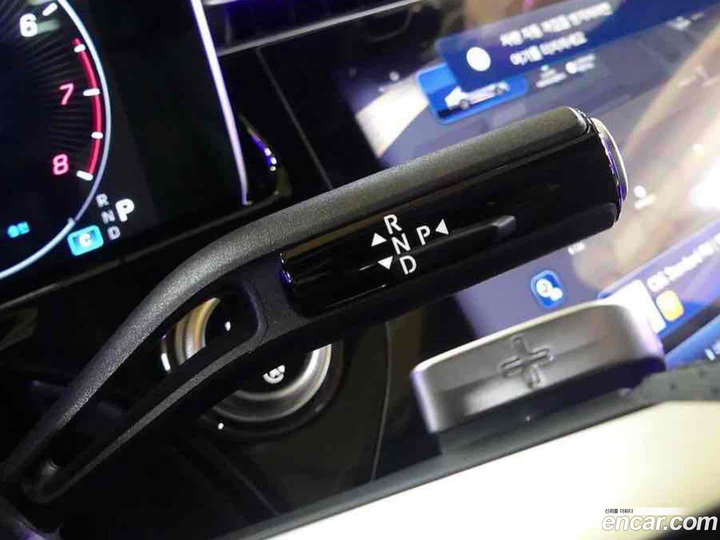 Main__Slider__Photo:E-Class Mercedes-Benz 2025.0-6