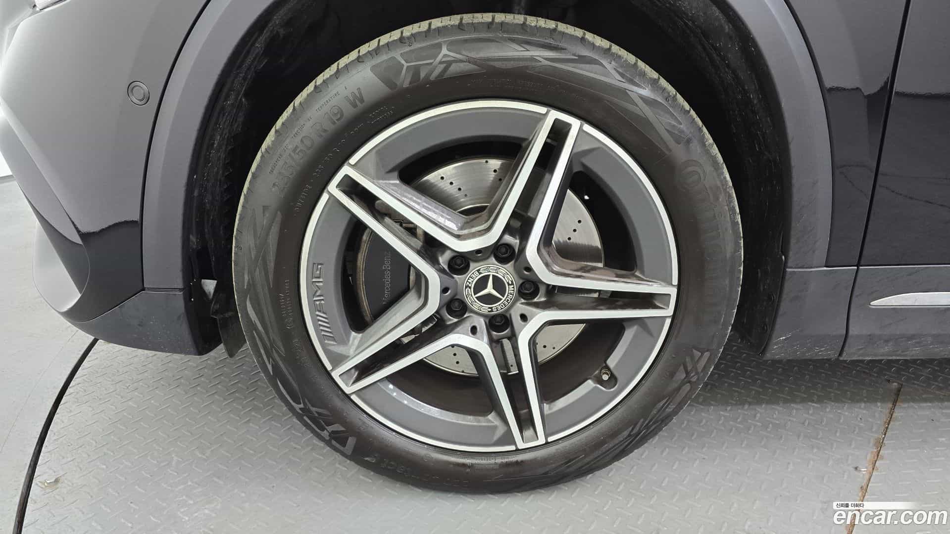 GLA-Class Mercedes-Benz 2020.11-OUTER-005