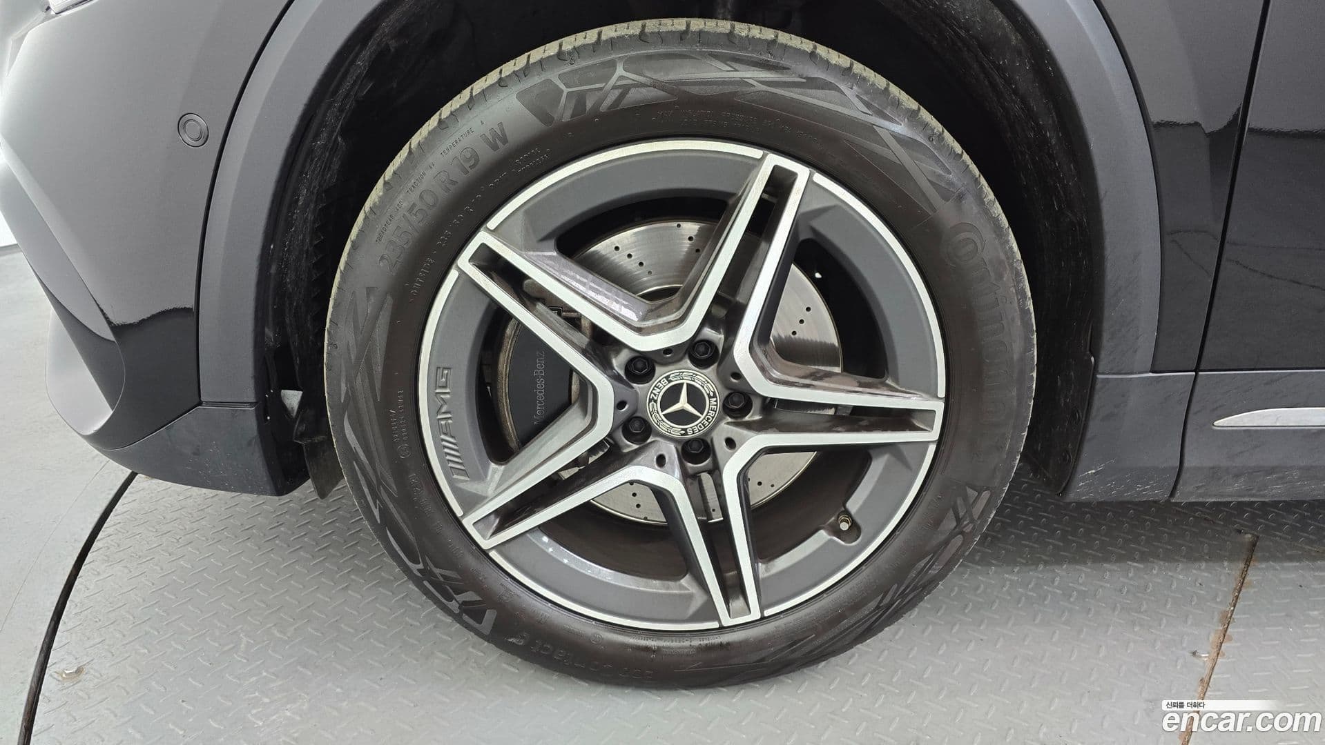 Main__Slider__Photo:GLA-Class Mercedes-Benz 2020.11-4