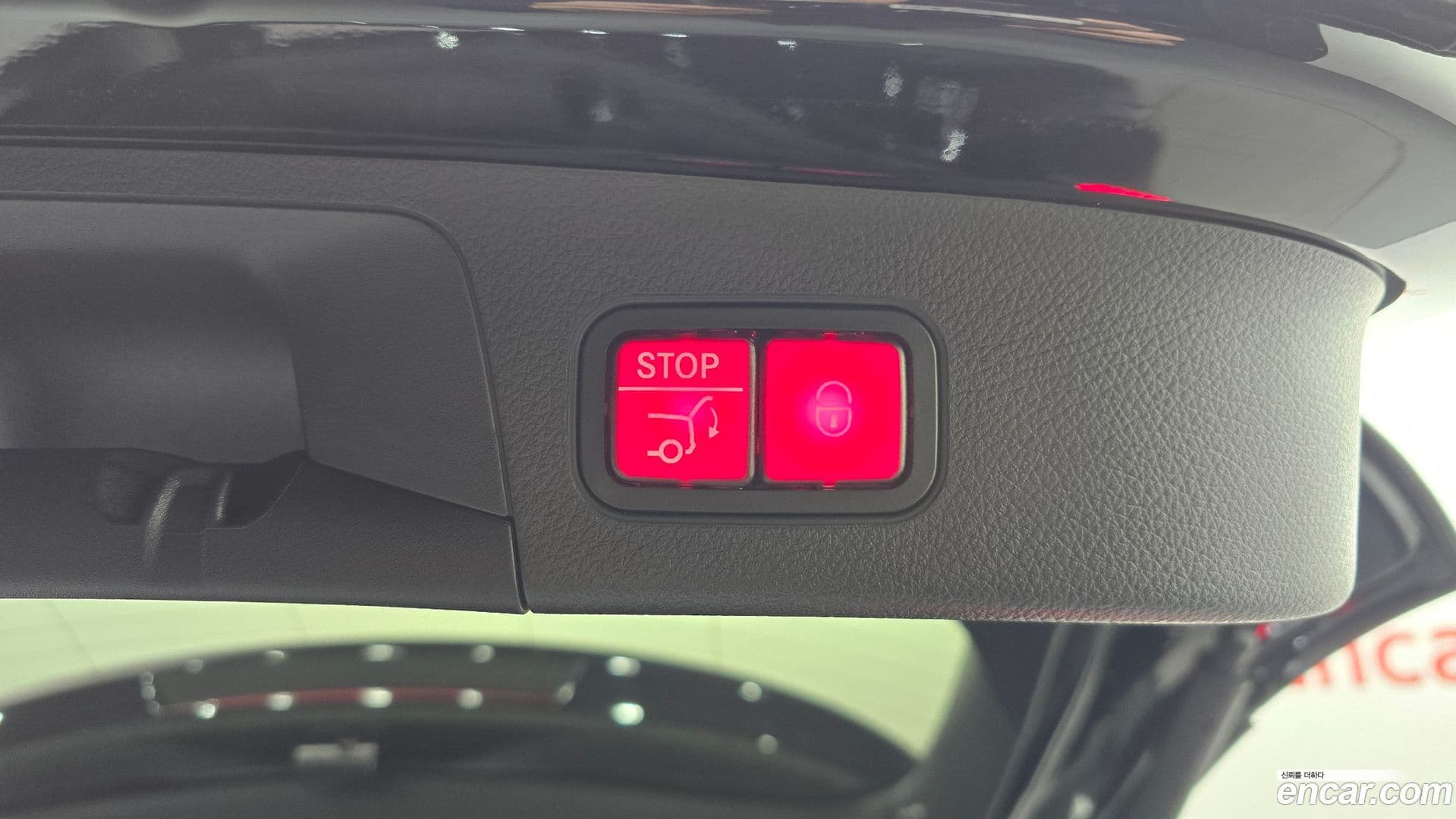 Main__Slider__Photo:GLA-Class Mercedes-Benz 2020.11-19